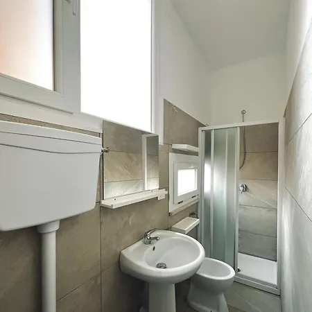 Con Ampio Terrazzo Turin